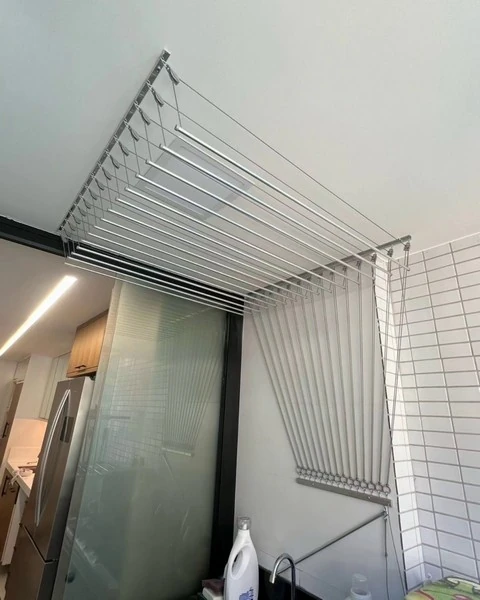 Varal de teto grande